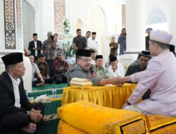 Pj. Gubernur Aceh dan Ketua DPRA Saksi Nikah Putri Wakil Ketua DPR Aceh TRK