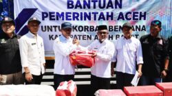 Siaga Bencana, Kadinsos Aceh, Dr. Muslem Salurkan Bufferstock Di Aceh Barat